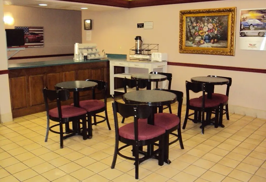 Country Hearth Inn - Bowling Green-1