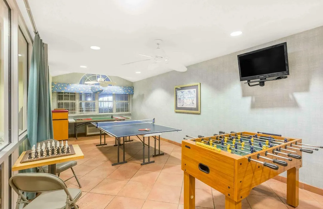 Microtel Inn & Suites By Wyndham Carolina Beach-1