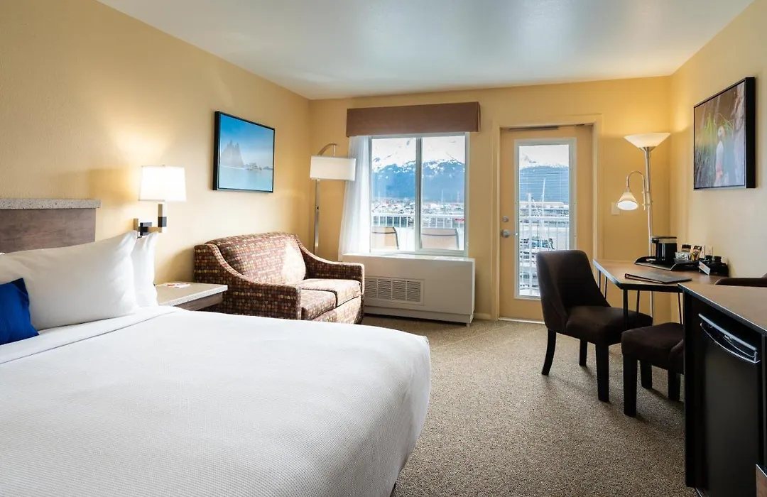Harbor 360 Hotel Seward-1
