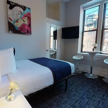 Stylish Downtown Studio In The Southend, C.Ave #43-2