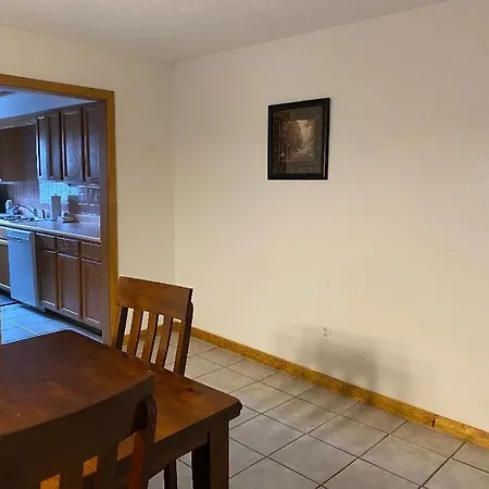 Zoders Inn And Suites-2