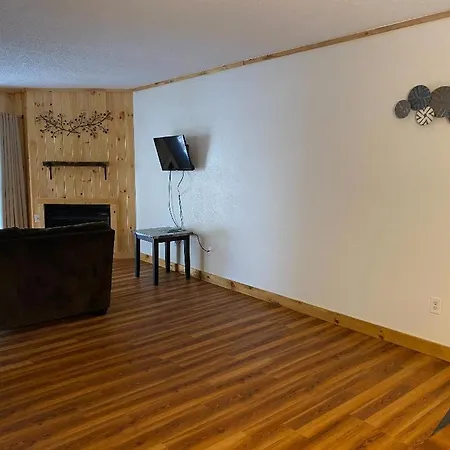 Zoders Inn And Suites-3