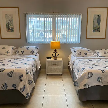 Hideaway Waterfront Resort-2