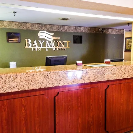 Baymont By Wyndham Wilmington-3