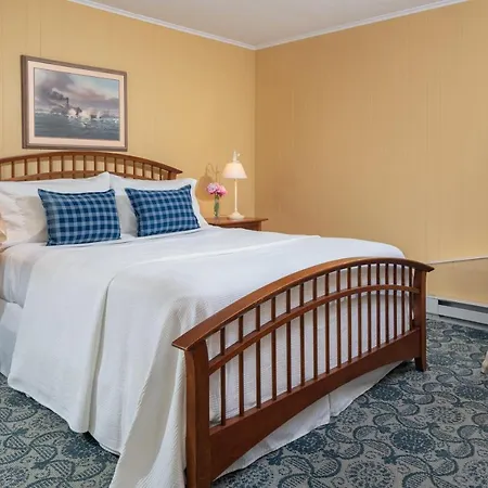 Dockside Guest Quarters-3