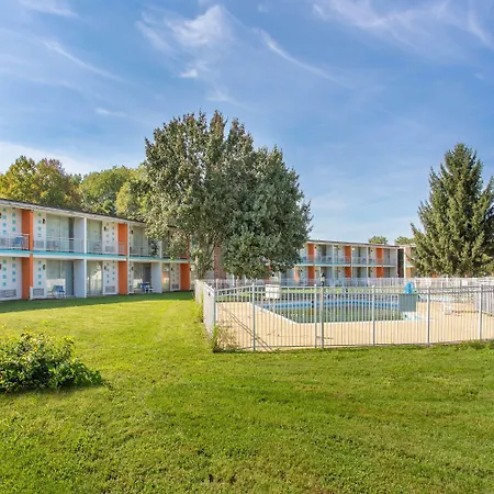 Howard Johnson By Wyndham Harrisburg-2