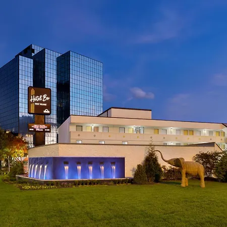 Hotel Bo, A Days Inn By Wyndham Chattanooga Downtown-2
