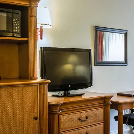 Quality Inn & Suites St Augustine Beach Area-3