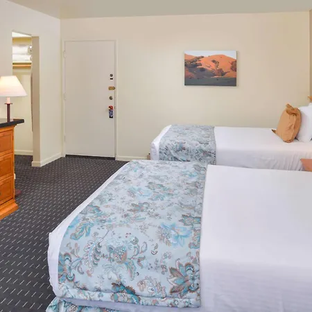 Svendsgaard'S Lodge- Americas Best Value Inn & Suites-2