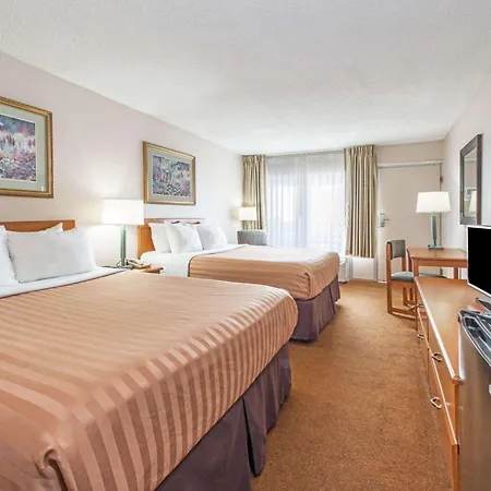 Days Inn By Wyndham Elizabethtown-2