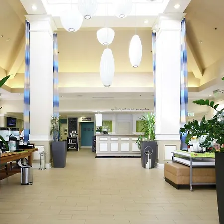 Hilton Garden Inn Secaucus/Meadowlands-3