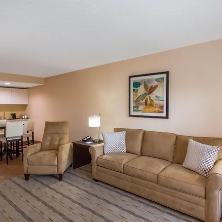 Baymont By Wyndham Punta Gorda/Port Charlotte-2