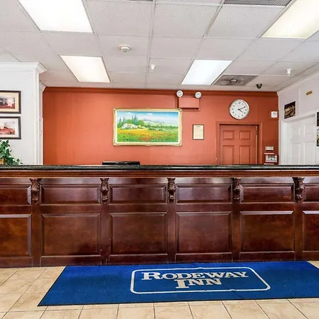 Rodeway Inn University-2