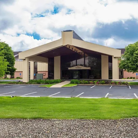 Baymont By Wyndham Elkhart-2