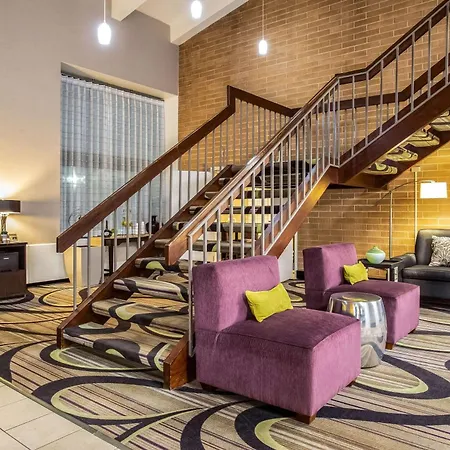 La Quinta Inn By Wyndham Oshkosh-3