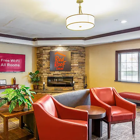 Red Roof Inn Plus Omaha - Council Bluffs-3