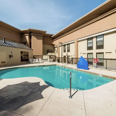 Hampton Inn Caryville-I-75/Cove Lake-State Park-2