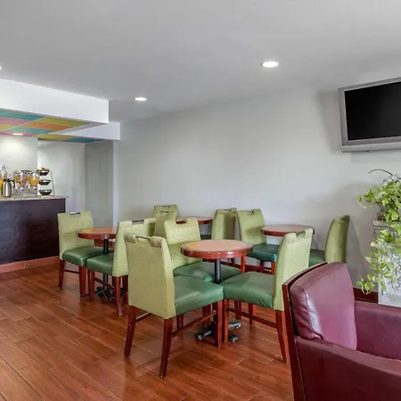 Econo Lodge Aiken Central-3