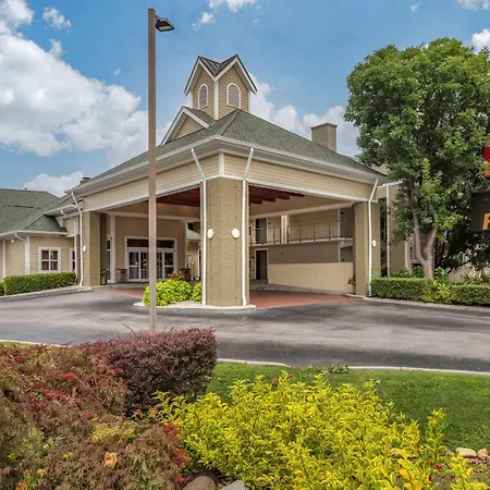 Econo Lodge Pigeon Forge Riverside-3