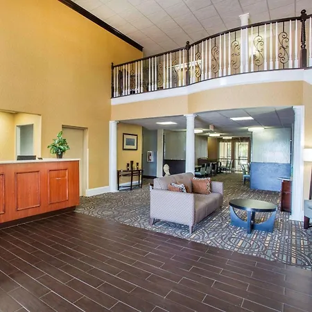 Comfort Inn & Suites At Stone Mountain-3