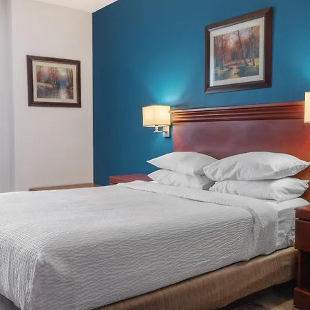 Days Inn By Wyndham Hamilton - Downtown-3