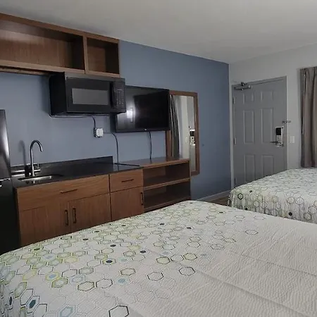 Hometowne Studios By Red Roof Egg Harbor-Atlantic City Airport-2