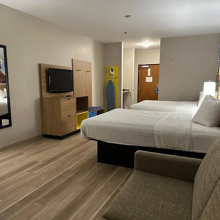 Days Inn By Wyndham Oklahoma City-2