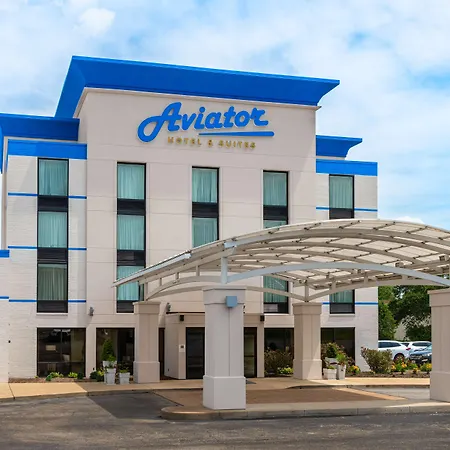 Aviator Hotel & Suites, BW Signature Collection-3