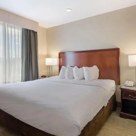 Mainstay Suites Roanoke Airport-3