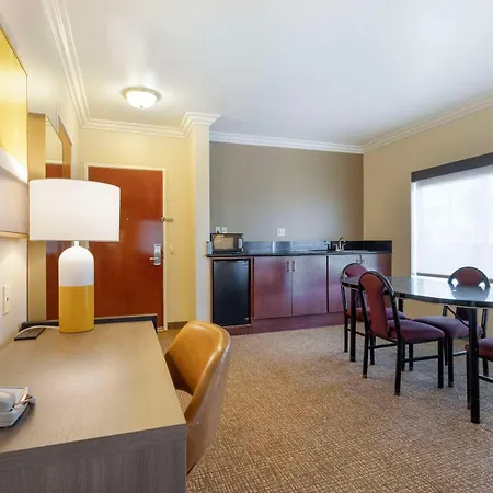 Comfort Suites Oceanside Camp Pendleton Area-3