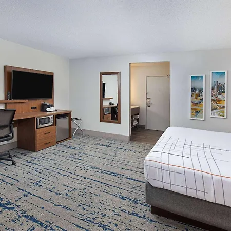 La Quinta By Wyndham Nashville Airport-3