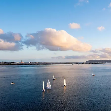 Hilton San Diego Airport/Harbor Island-3