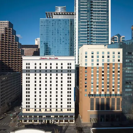 Hampton Inn & Suites Austin - Downtown-3