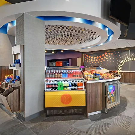 Tru By Hilton Gaylord, Mi-3