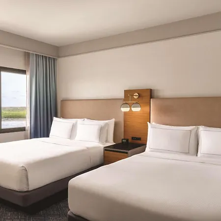 Doubletree By Hilton Tampa Rocky Point Waterfront-3