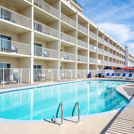 Carousel Resort Hotel And Condominiums-3