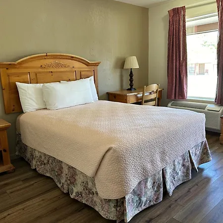 Sunset Inn And Suites-3