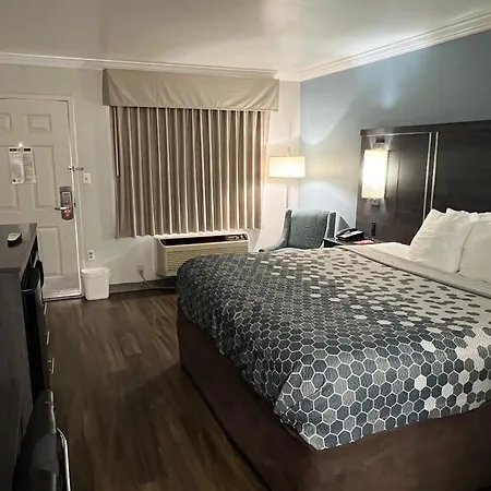 Econo Lodge Byron - Warner Robins-3