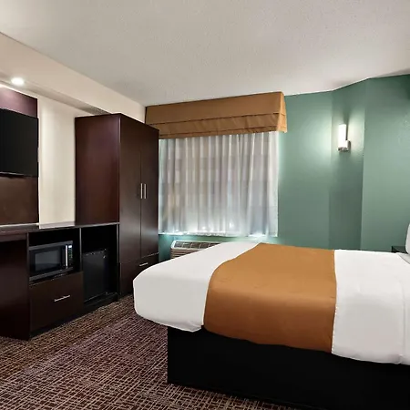 Quality Inn Memphis Northeast Near I-40-2
