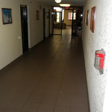 Budgetel Inn Houston/Nasa-2