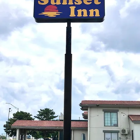 Sunset Inn Oklahoma City-3