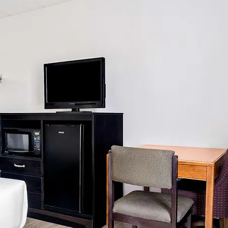 Econo Lodge Billings-3