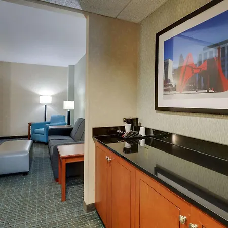 Drury Inn & Suites Grand Rapids-3