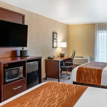 Comfort Inn & Suites Lincoln City-2