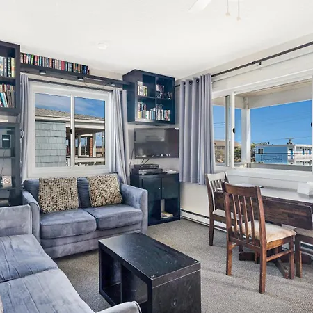 Montauk Oceanside Suites-2