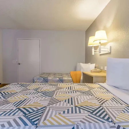 Motel 6 Hayward, Ca- Silicon Valley Gateway-2