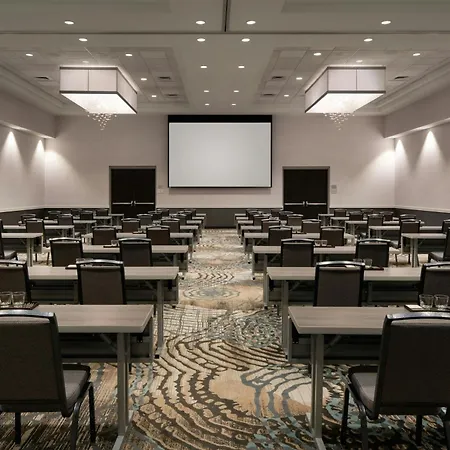 Courtyard By Marriott Scottsdale Salt River-3