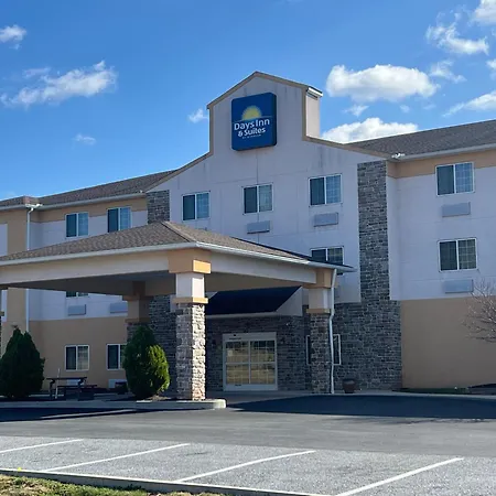 Days Inn & Suites By Wyndham Manheim Lebanon-2