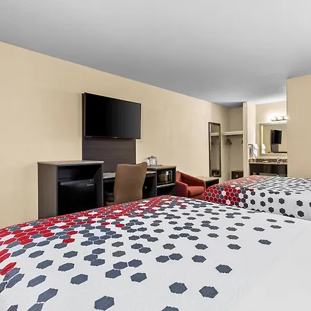 Econo Lodge Inn & Suites Santa Rosa-3