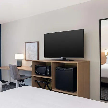 Spark By Hilton Summerville-2